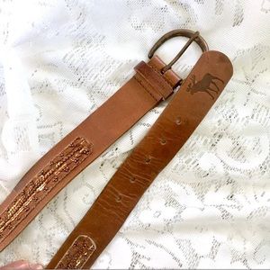 🌼 Abercrombie Brown Sequined Leather Belt